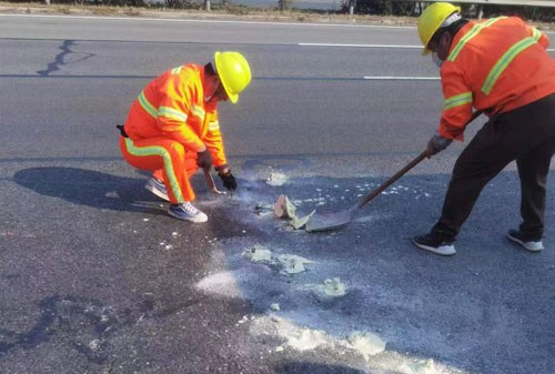 西陵公路下沉注浆加固